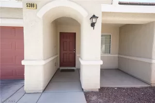 Photo #1: 2404495 Listing 