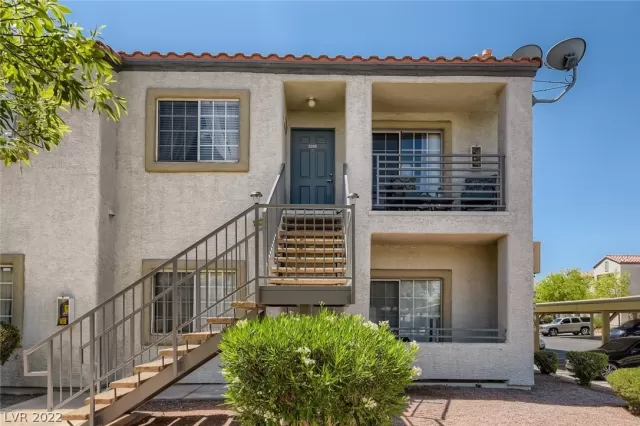 MLS: 2404572 Condo For Sale