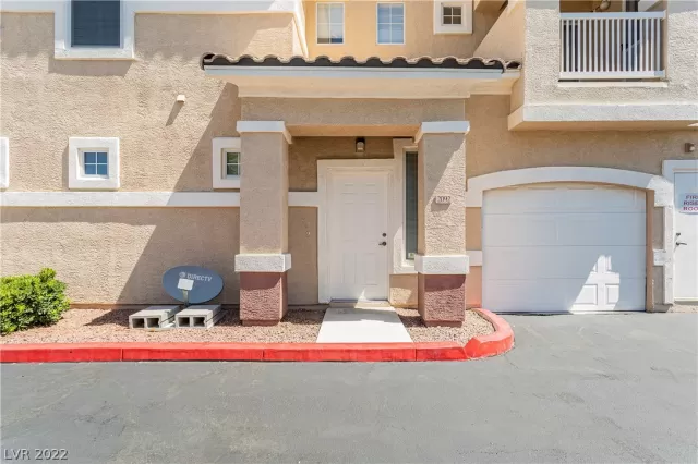 MLS: 2404585 Condo For Sale