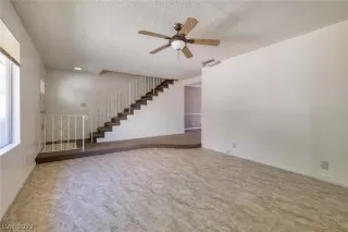 Photo #1: 2404623 Listing