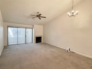 Photo #2: 2404624 Listing