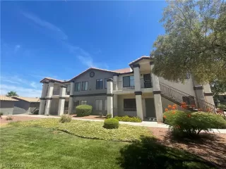 Photo #1: 2404660 Listing 