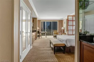 Photo #3: 2404781 Listing 