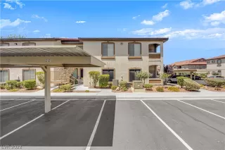 Photo #2: 2404832 Listing