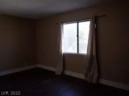 Photo #6: 2404841 Listing 