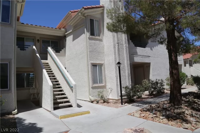 MLS: 2404859 Condo For Sale