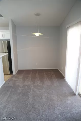 Photo #4: 2404859 Listing