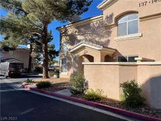 Photo #1: 2404925 Listing 