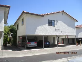 Photo #1: 2404943 Listing 