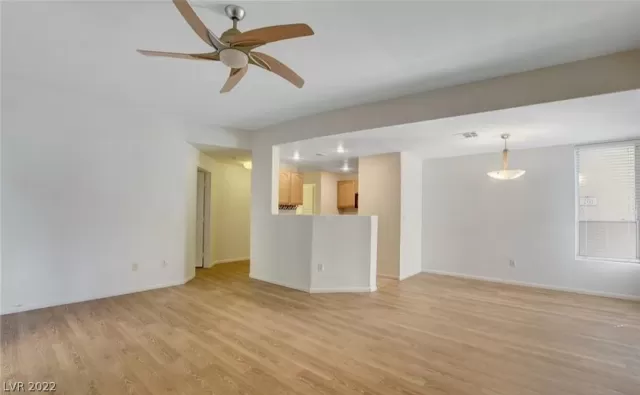 MLS: 2404983 Condo For Sale