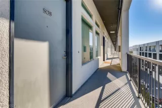 Photo #1: 2405015 Listing 