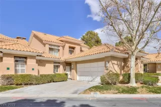 Photo #1: 2405042 Listing