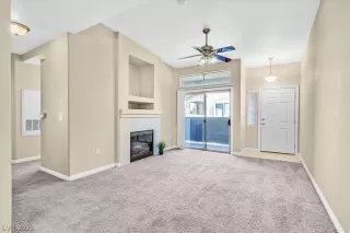 Photo #1: 2405072 Listing