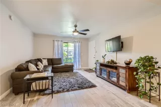 Photo #1: 2405073 Listing 