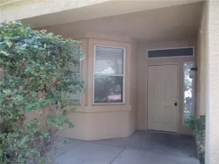 Photo #2: 2405100 Listing 