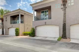 Photo #2: 2405129 Listing 