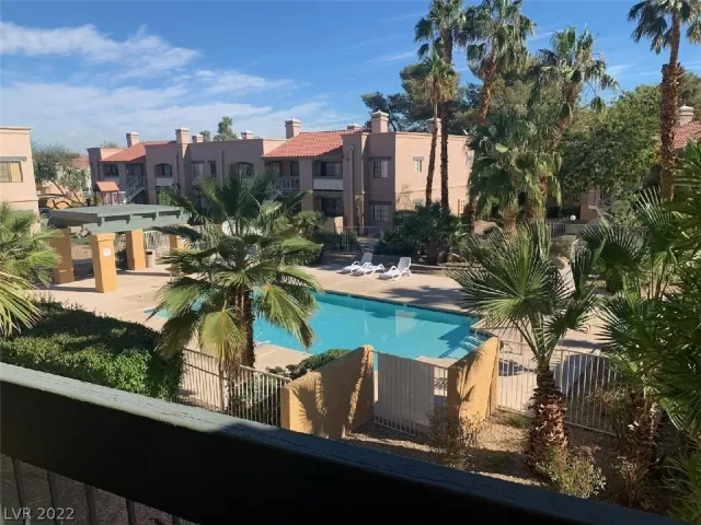 MLS: 2405162 Condo For Sale