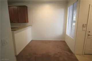 Photo #4: 2405251 Listing 