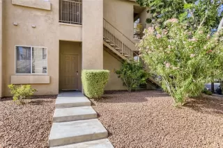 Photo #1: 2405258 Listing 