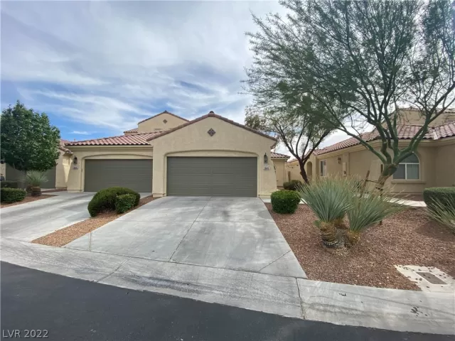 MLS: 2405272 Condo For Sale