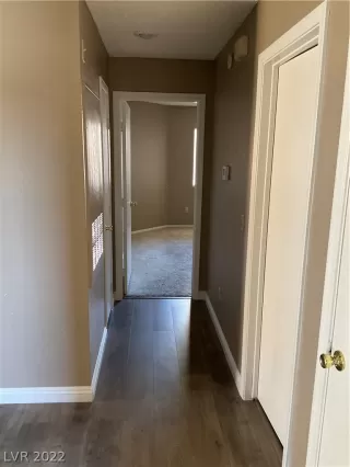 Photo #6: 2405342 Listing 