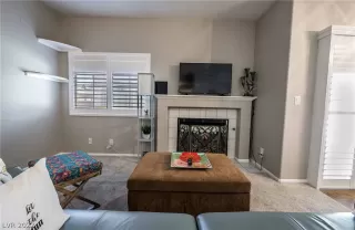 Photo #6: 2405398 Listing 