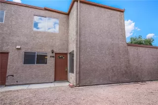 Photo #2: 2405441 Listing 