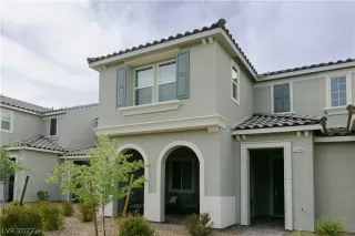 Photo #1: 2405537 Listing