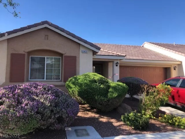 MLS: 2405584 Condo For Sale