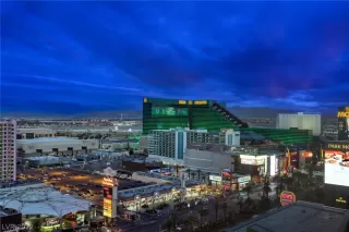 Photo #2: 2405625 Listing 