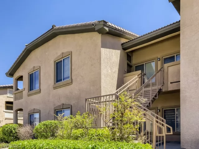 MLS: 2405635 Condo For Sale