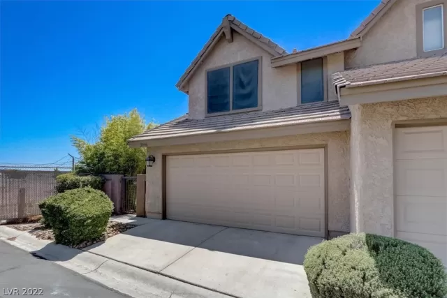 MLS: 2405667 Condo For Sale