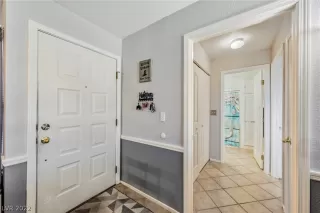 Photo #2: 2405682 Listing 