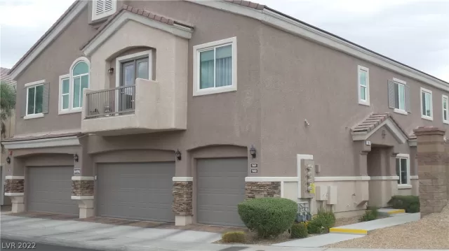 MLS: 2405718 Condo For Sale