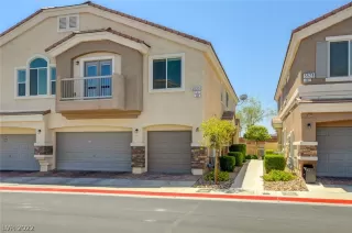 Photo #1: 2405730 Listing