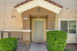 Photo #3: 2405730 Listing