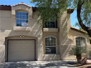 Photo #2: 2405744 Listing 