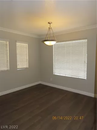 Photo #3: 2405796 Listing 