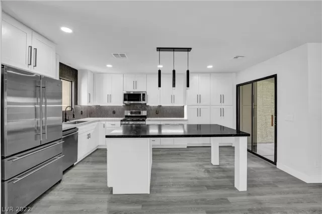 MLS: 2405810 Condo For Sale