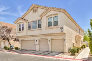 Photo #1: 2405816 Listing