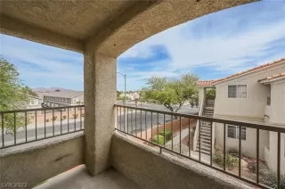 Photo #4: 2405844 Listing 