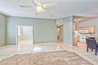 Photo #2: 2405861 Listing 