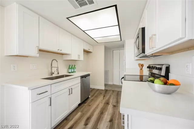 MLS: 2405866 Condo For Sale