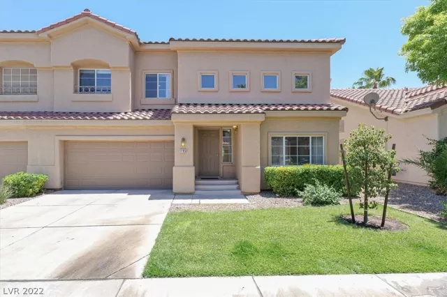 MLS: 2405947 Condo For Sale