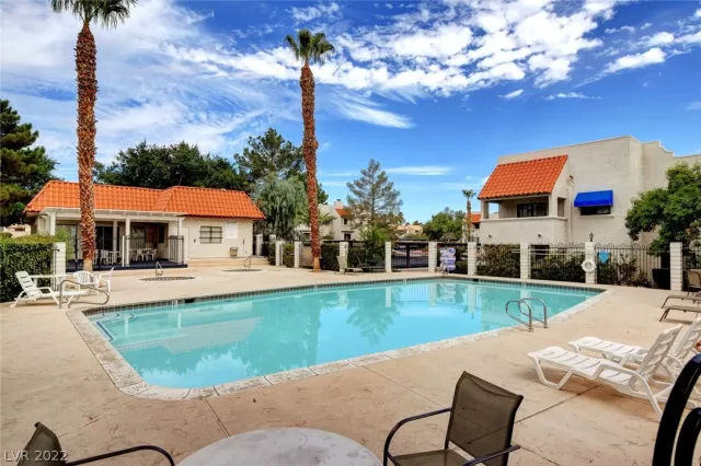 MLS: 2405972 Condo For Sale