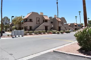 Photo #1: 2406013 Listing