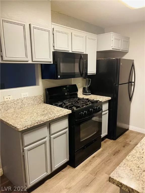 MLS: 2406017 Condo For Sale