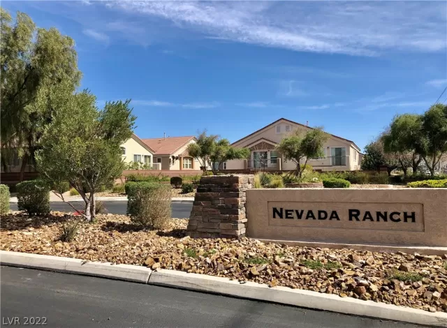 MLS: 2406028 Condo For Sale