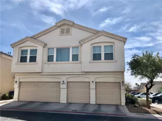 Photo #1: 2406028 Listing