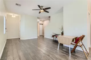 Photo #4: 2406028 Listing